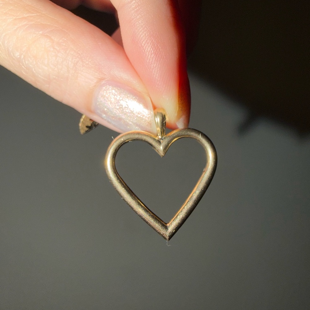 Gorgeous 14kt solid gold 1” open heart statement pendant for necklace